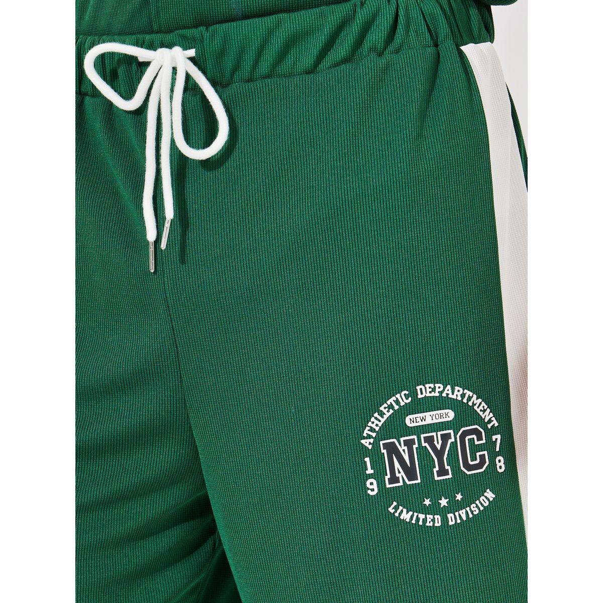 شورت فضفاض محبوك بنمط وافل مع شعار-men-clothing-bottoms-shorts-image-3