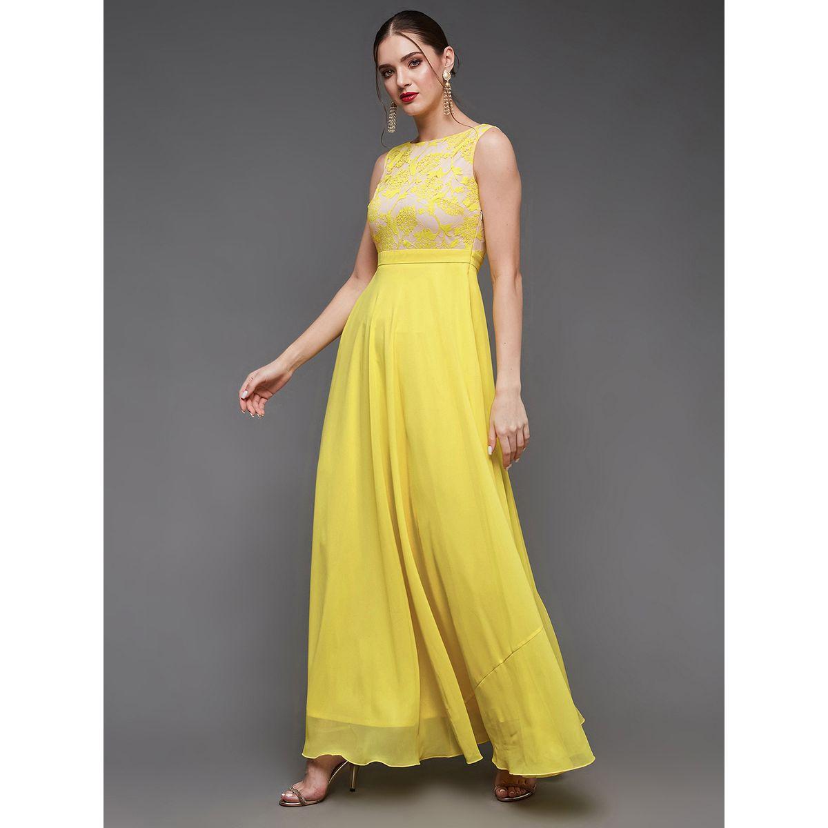 Miss Chase X Styli  Lace Yoke Sleeveless A-Line Maxi Dress-women-clothing-dresses-image-3