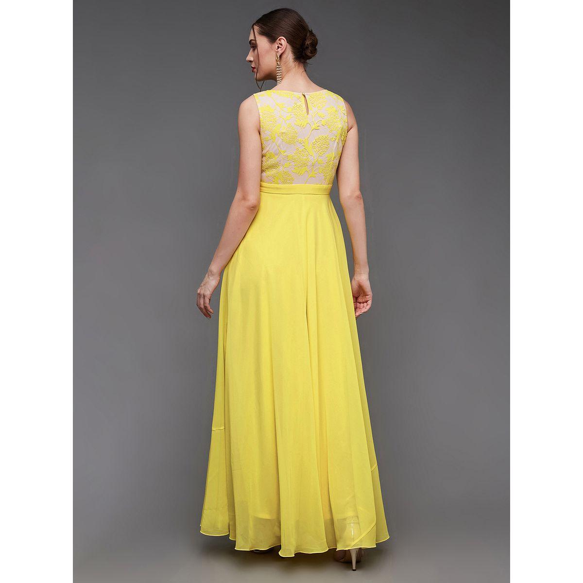 Miss Chase X Styli  Lace Yoke Sleeveless A-Line Maxi Dress-women-clothing-dresses-image-4