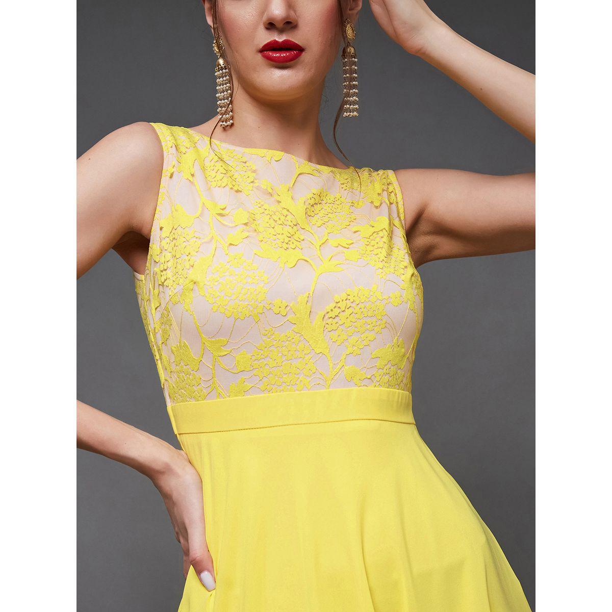 Miss Chase X Styli  Lace Yoke Sleeveless A-Line Maxi Dress-women-clothing-dresses-image-5