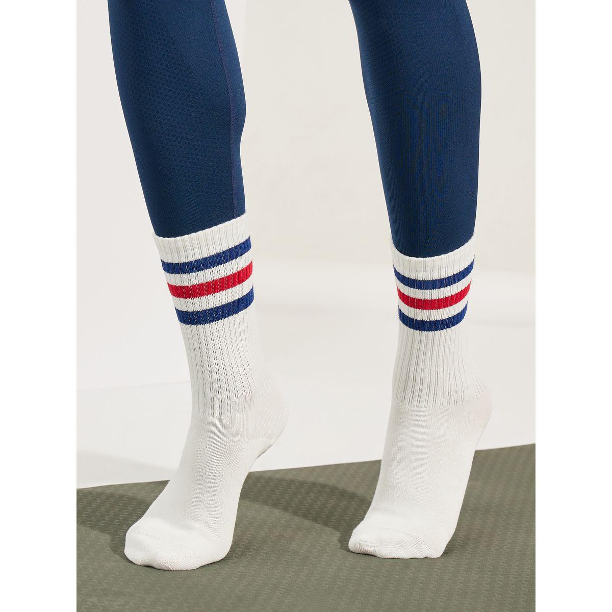 Styli Active Stripe Detail Silicon Pad Base Crew Yoga Socks-women-socksandstockings-image-1