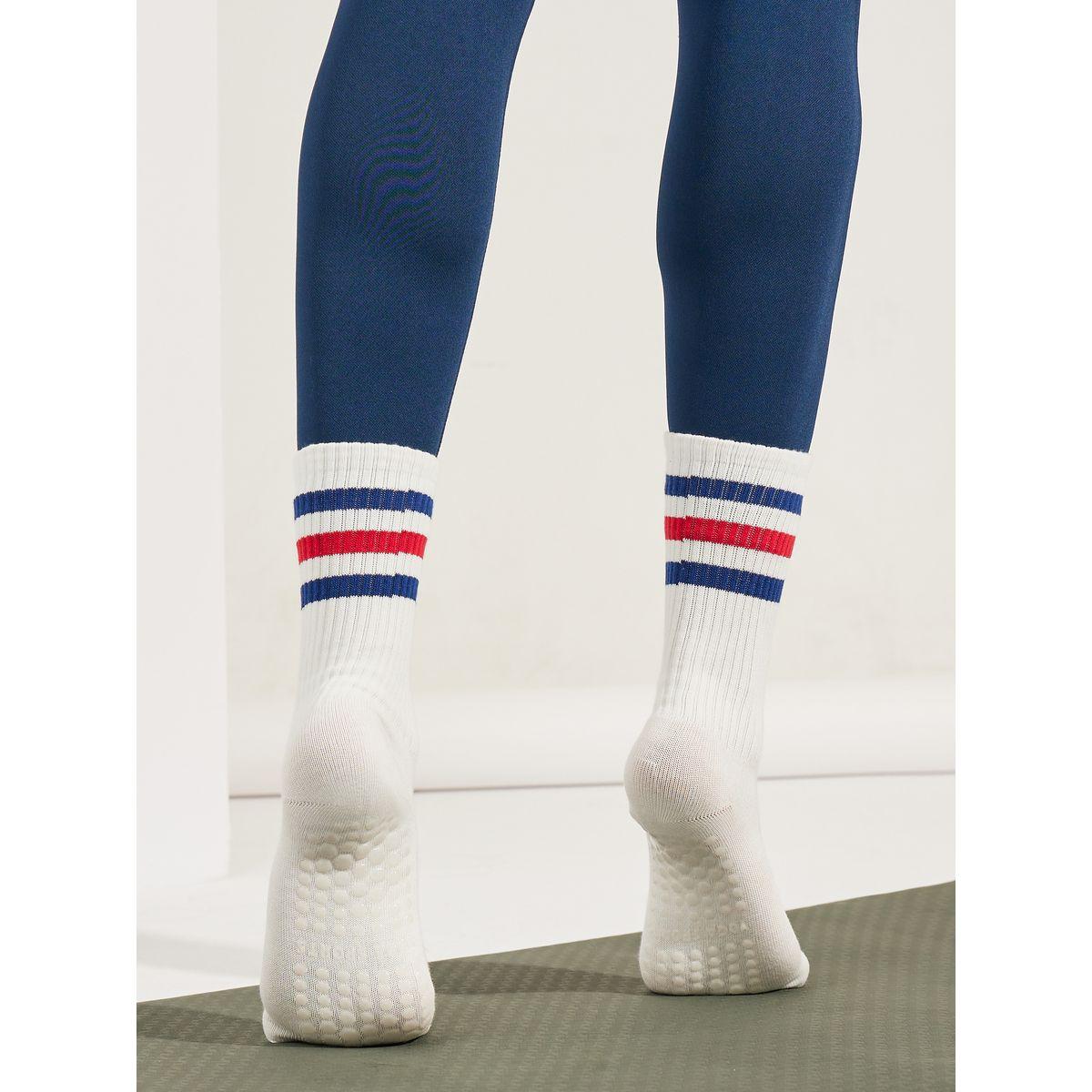 Styli Active Stripe Detail Silicon Pad Base Crew Yoga Socks-women-socksandstockings-image-3