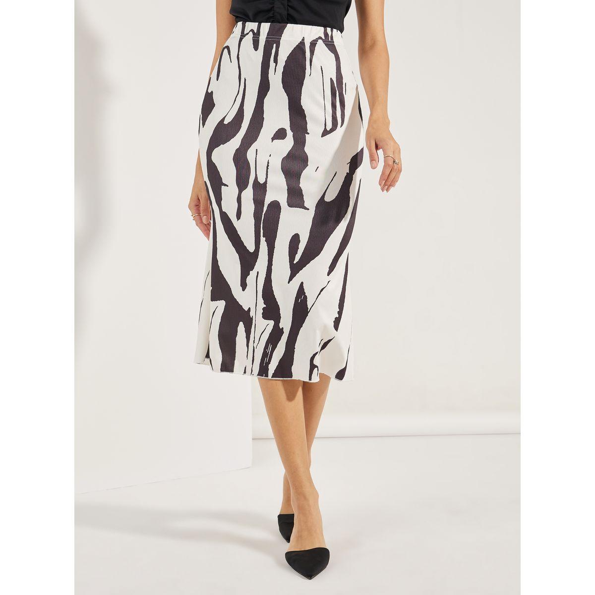 Styli Knitted Abstract Print Fit & Flare Midi Skirt-women-clothing-bottoms-skirts-image-1