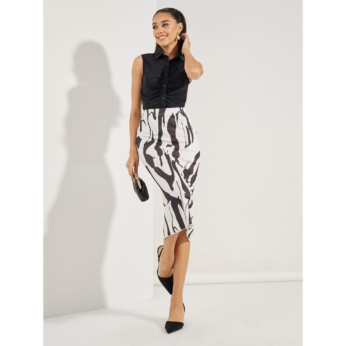 Styli Knitted Abstract Print Fit & Flare Midi Skirt-women-clothing-bottoms-skirts-image-2