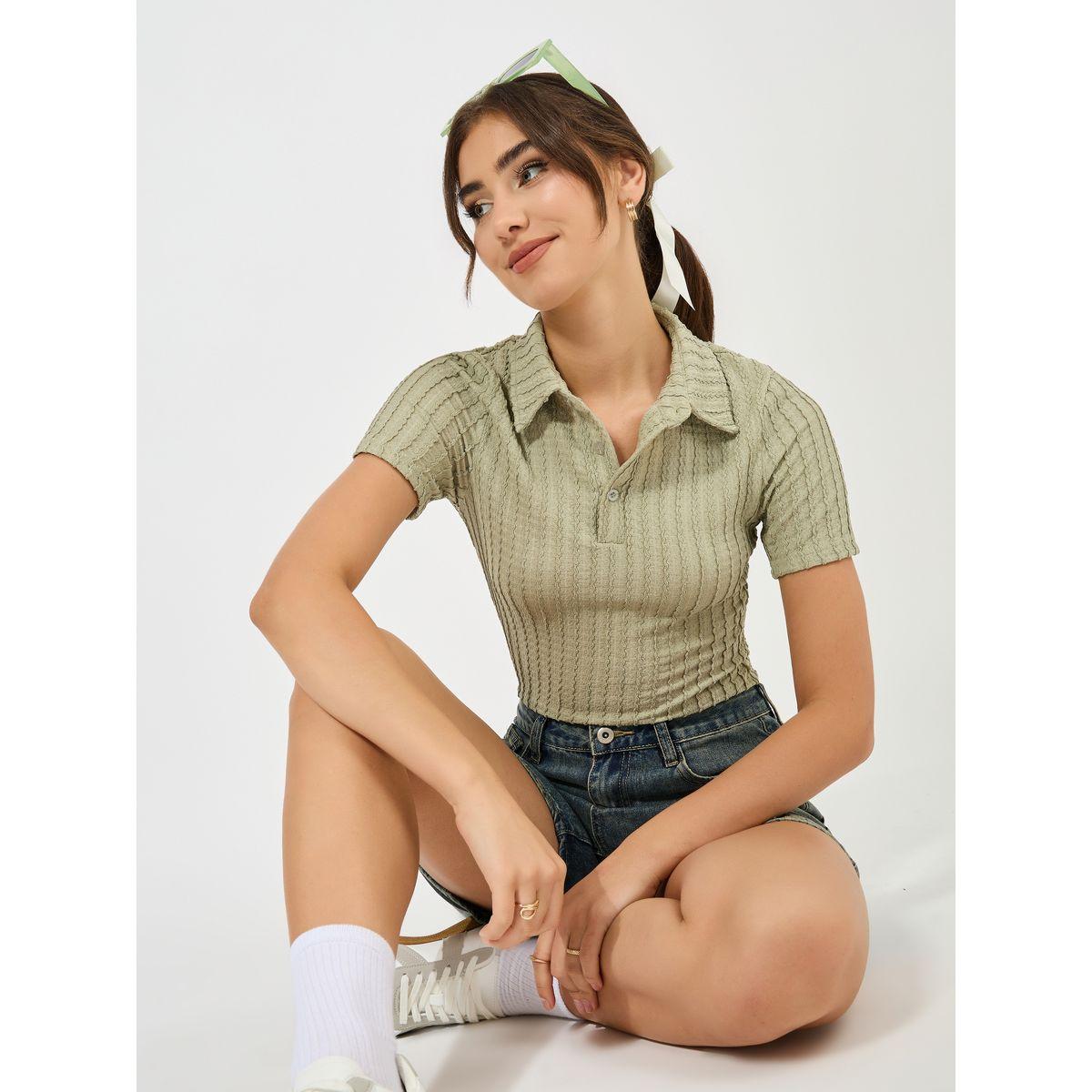تيشيرت بولو بتفاصيل بارزة الملمس-women-clothing-tshirts-image-1