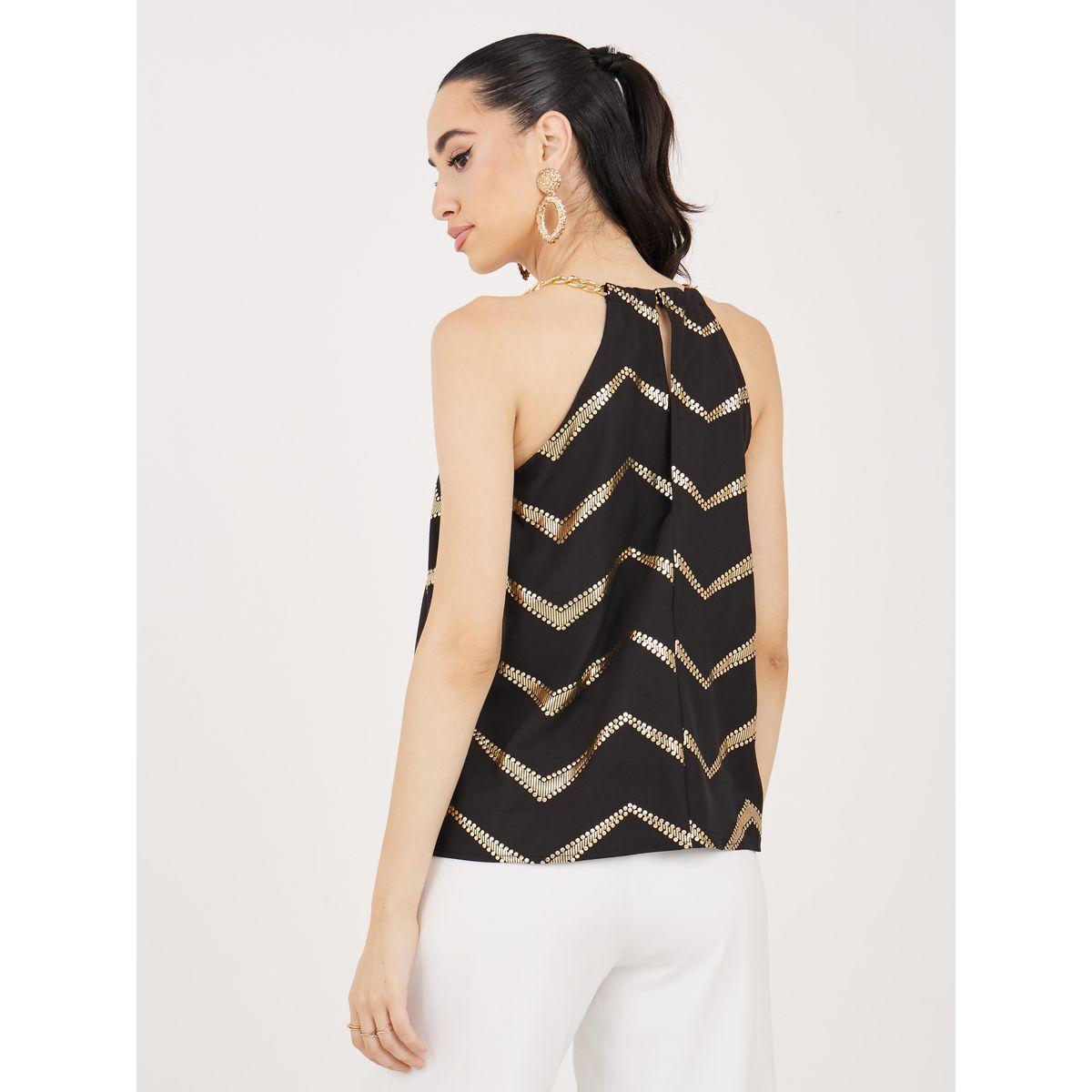 بلوزة بطبعة فويل وياقة هولتر مع سلسلة-women-clothing-shirtsandblouses-blouses-image-5