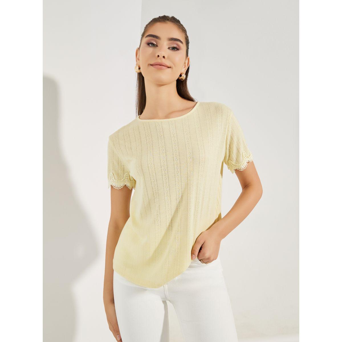 بلوزة بياقة دائرية وتفاصيل دانتيل-women-clothing-shirtsandblouses-blouses-image-1