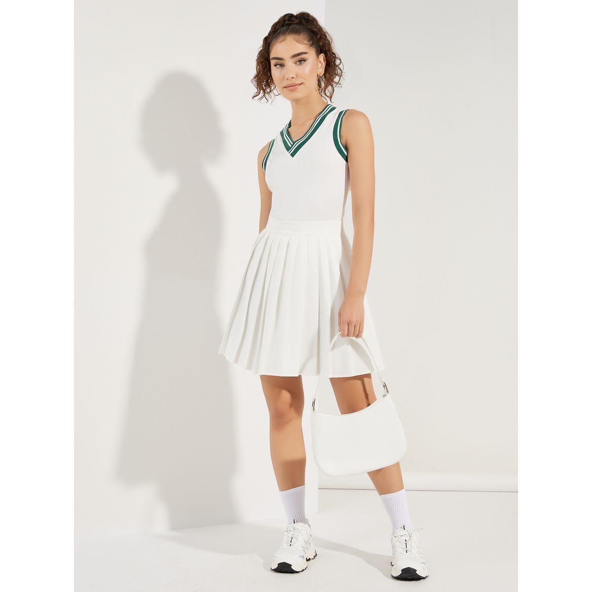 Styli Varsity Rib Detail V Neck Knitted Bodysuit-women-clothing-tshirts-image-3