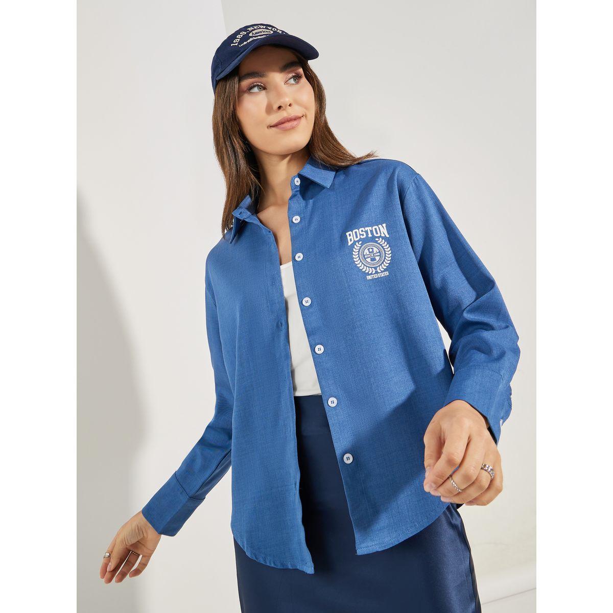 بلوزة شمبراي مطبعة بشعار مع ازرار-women-clothing-shirtsandblouses-shirts-image-1