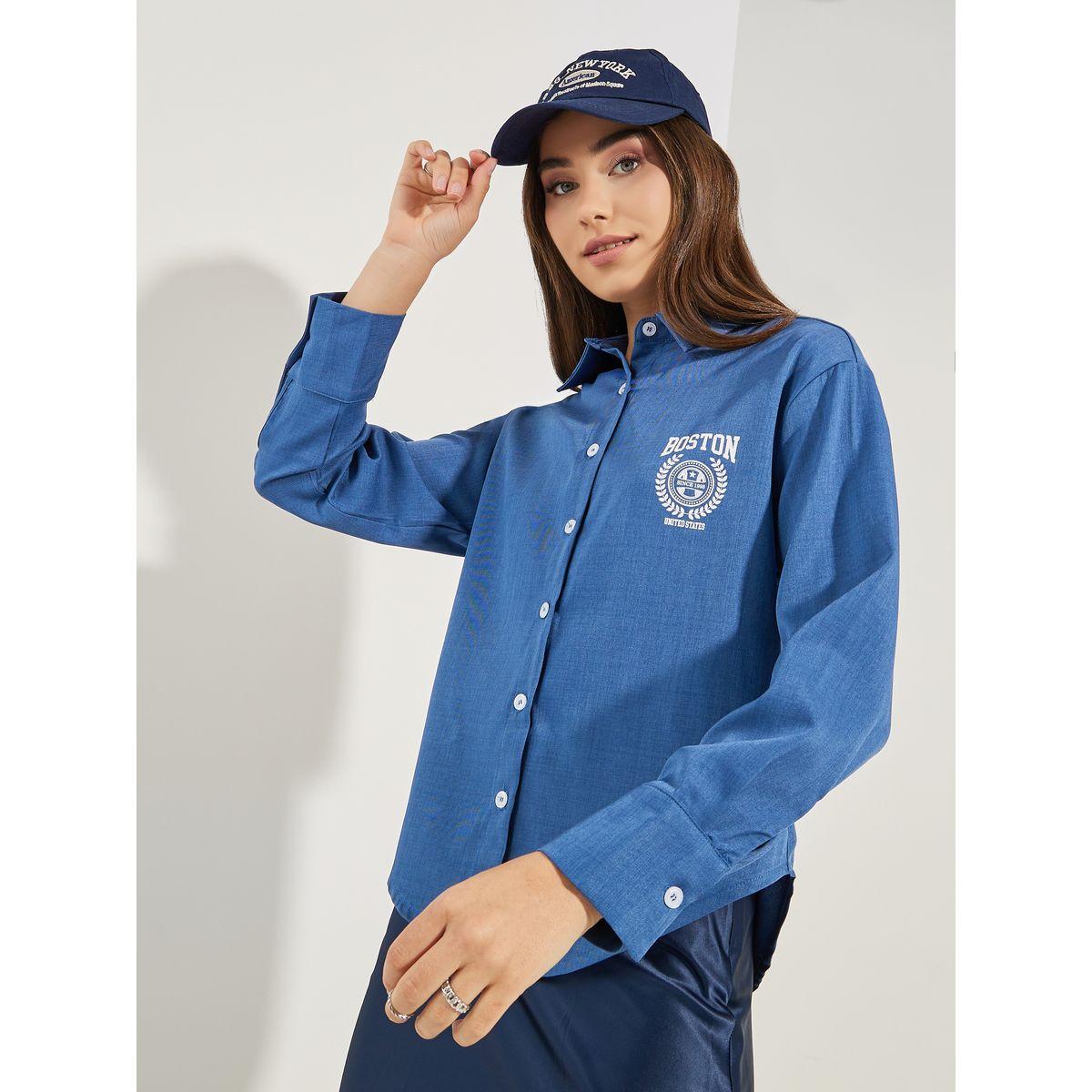 بلوزة شمبراي مطبعة بشعار مع ازرار-women-clothing-shirtsandblouses-shirts-image-3
