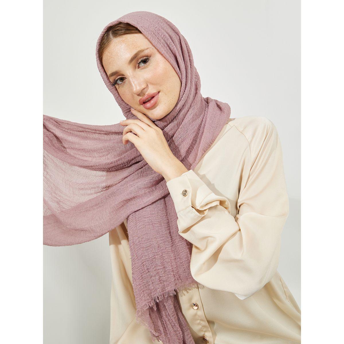 حجاب كاجوال بحواف ممزقة-women-clothingaccessories-scarves-image-1