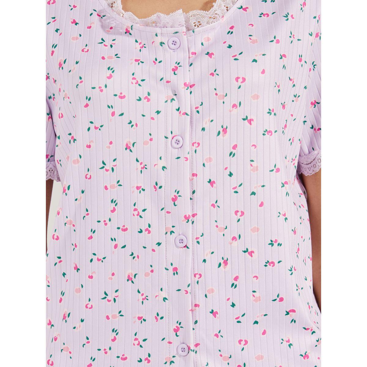 طقم من بنطال بيجاما مع بلوزة مضلعة بتفاصيل دانتيل-women-clothing-nightwear-pyjamas-longsets-image-4