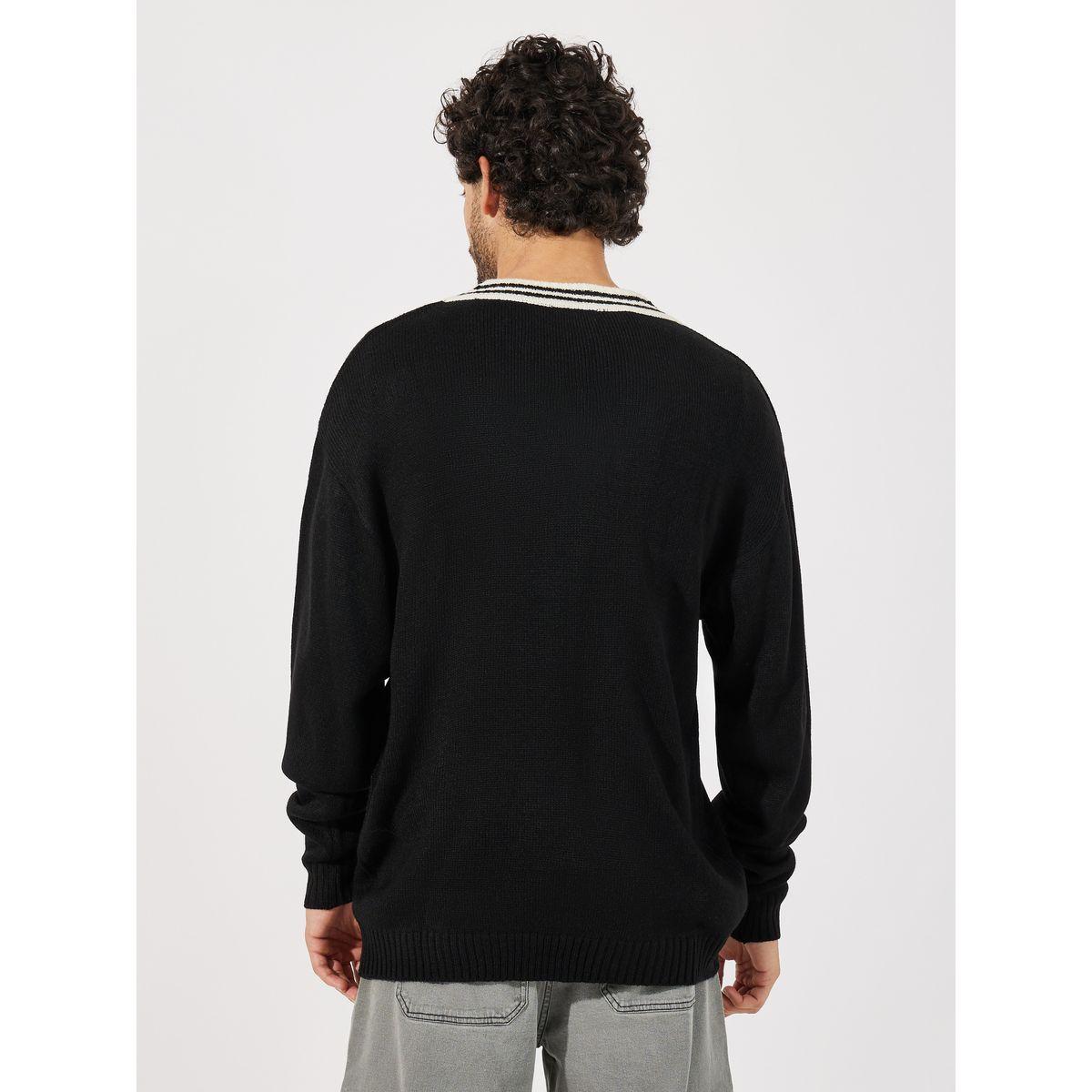 Styli V Neck Varsity Relaxed Lightweight Sweater-men-clothing-sweatersandpullovers-image-4