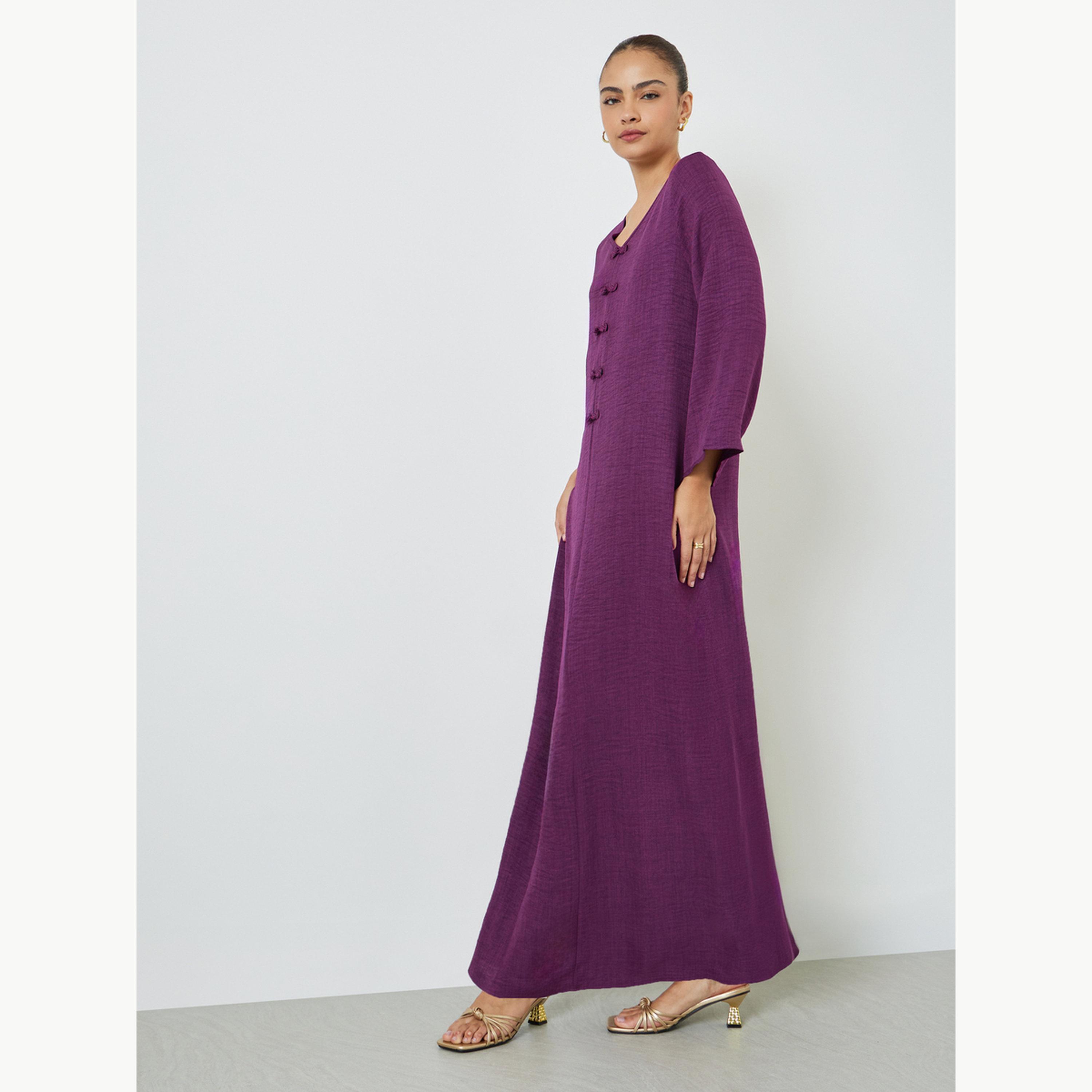 Amirah X Styli Maroon V Neck Jalabiya with Decorative Buttons-women-arabicclothing-jalabiyas-image-2