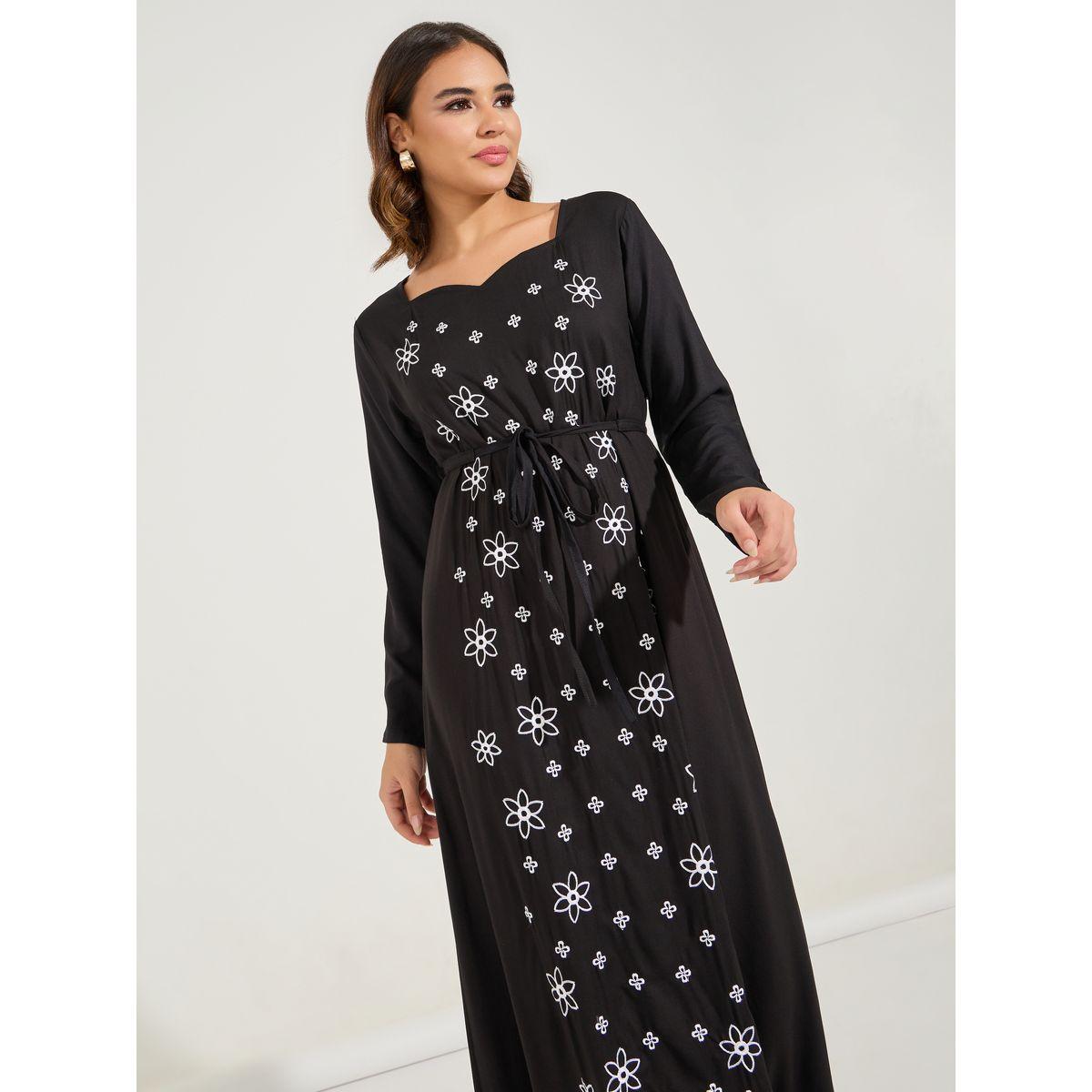 Styli Floral Embroidered Jalabiya-women-arabicclothing-jalabiyas-image-2