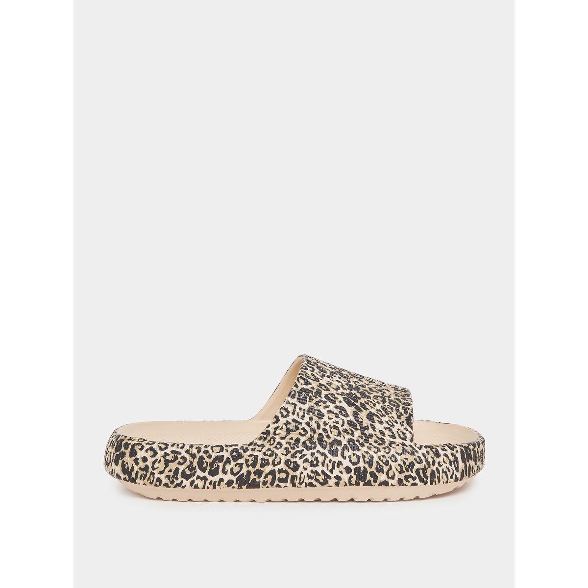 شبشب مطبع بطبعة حيوان-women-shoes-flipflopsandslides-image-2