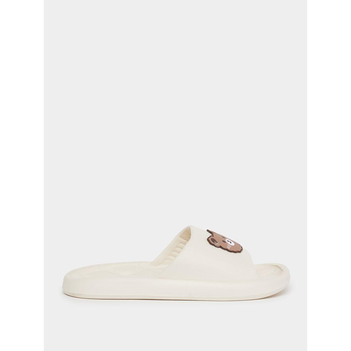 شبشب فوم مزين بشارة على شكل دب-women-shoes-flipflopsandslides-image-6