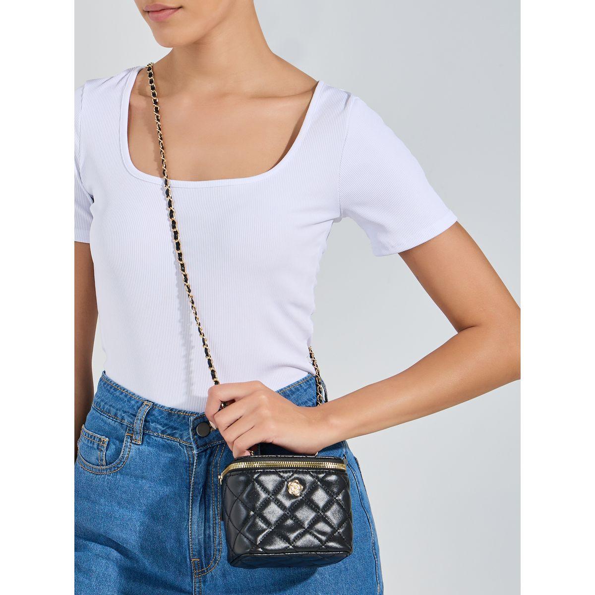 شنطة كروس بتفاصيل بارزة الملمس-women-bagsandwallets-handbags-image-2