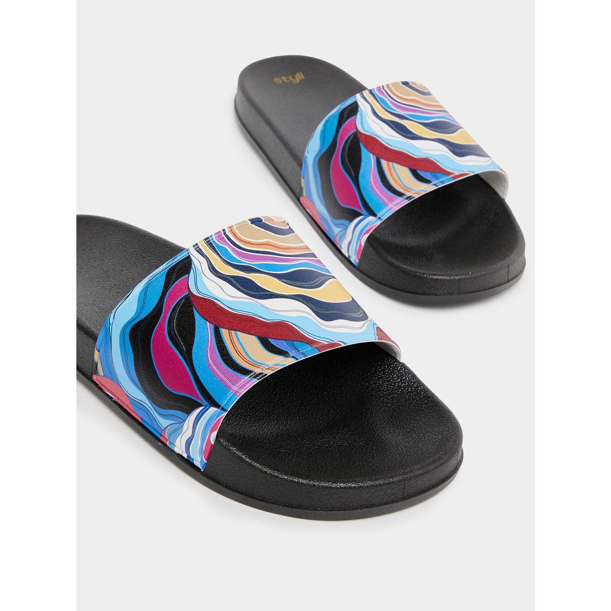 شبشب مطبع بطبعة مجردة-women-shoes-flipflopsandslides-image-4