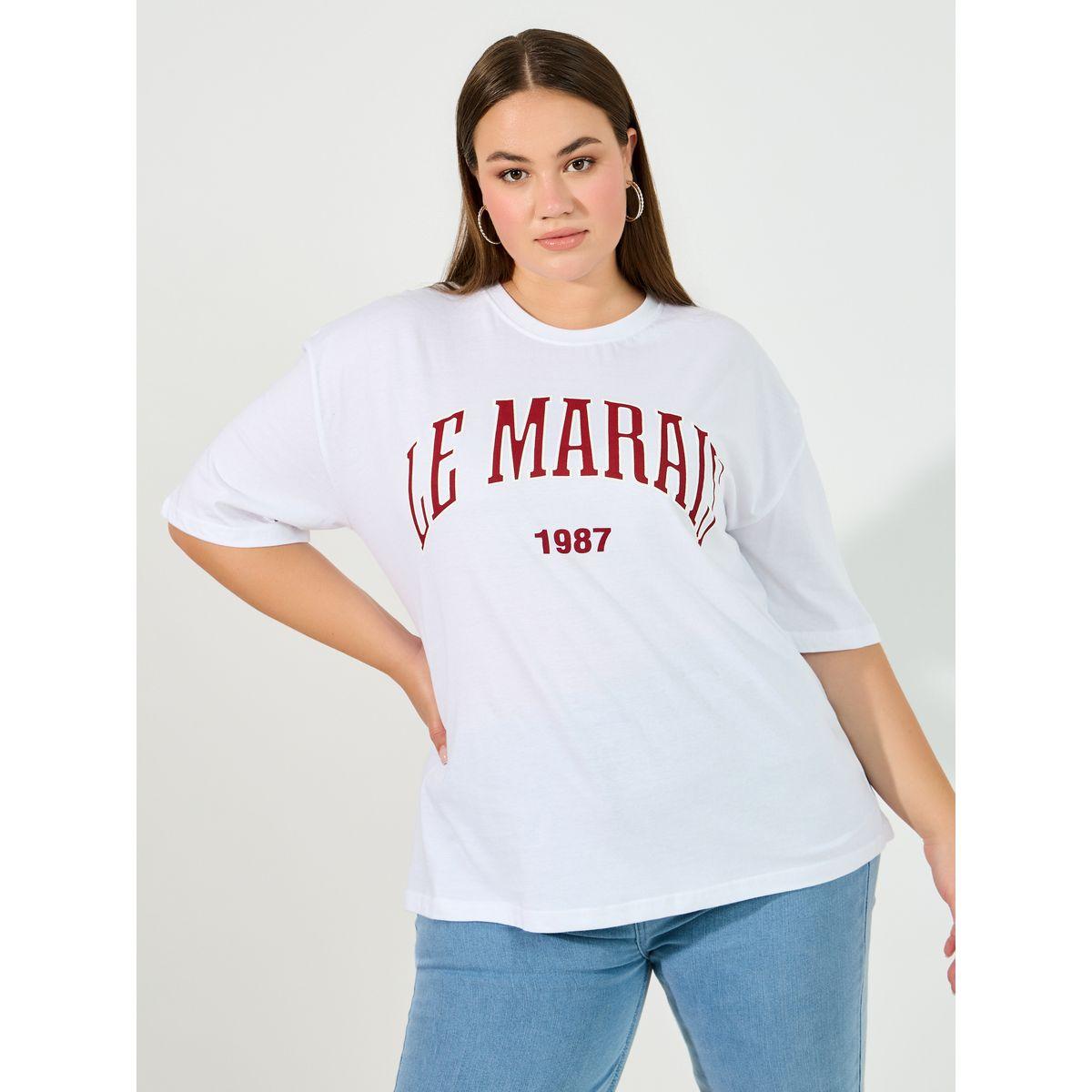 Styli Plus Size Le Marias Slogan Print Oversized T-Shirt-women-clothing-tshirts-image-1