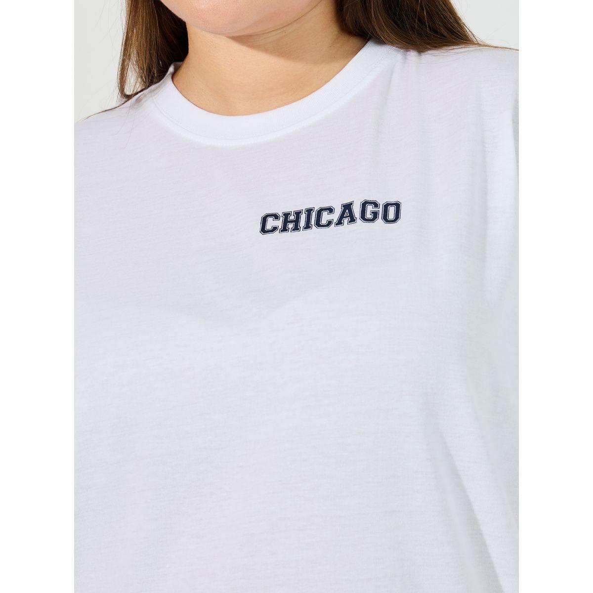 Styli Plus Size Chicago Print Dropped Shoulder Oversized T-Shirt-women-clothing-tshirts-image-4