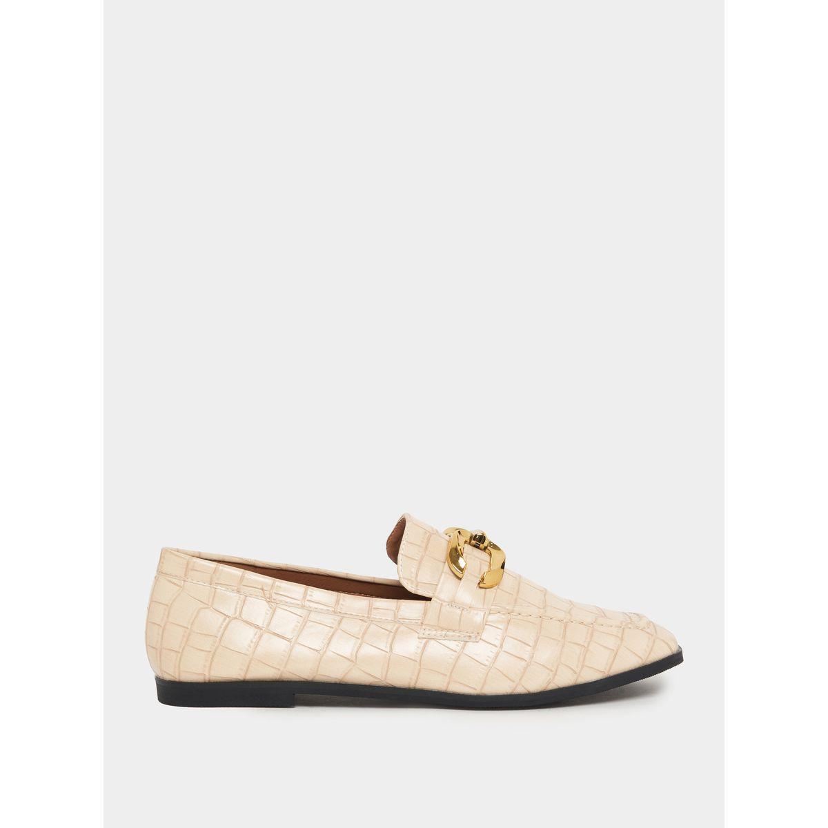 حذاء لوفرز بتفاصيل بارزة الملمس-women-shoes-loafersandmoccasins-image-2