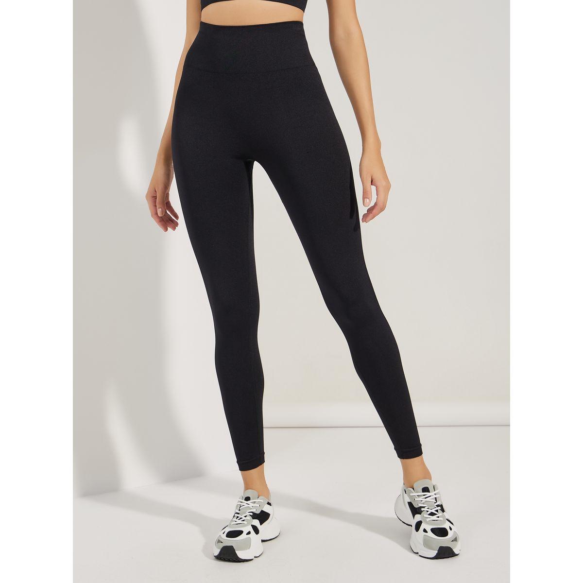 Styli Active Halter Neck Sports Bra & Leggings Set-sports-women-clothing-trackpantsandtracksuits-image-4