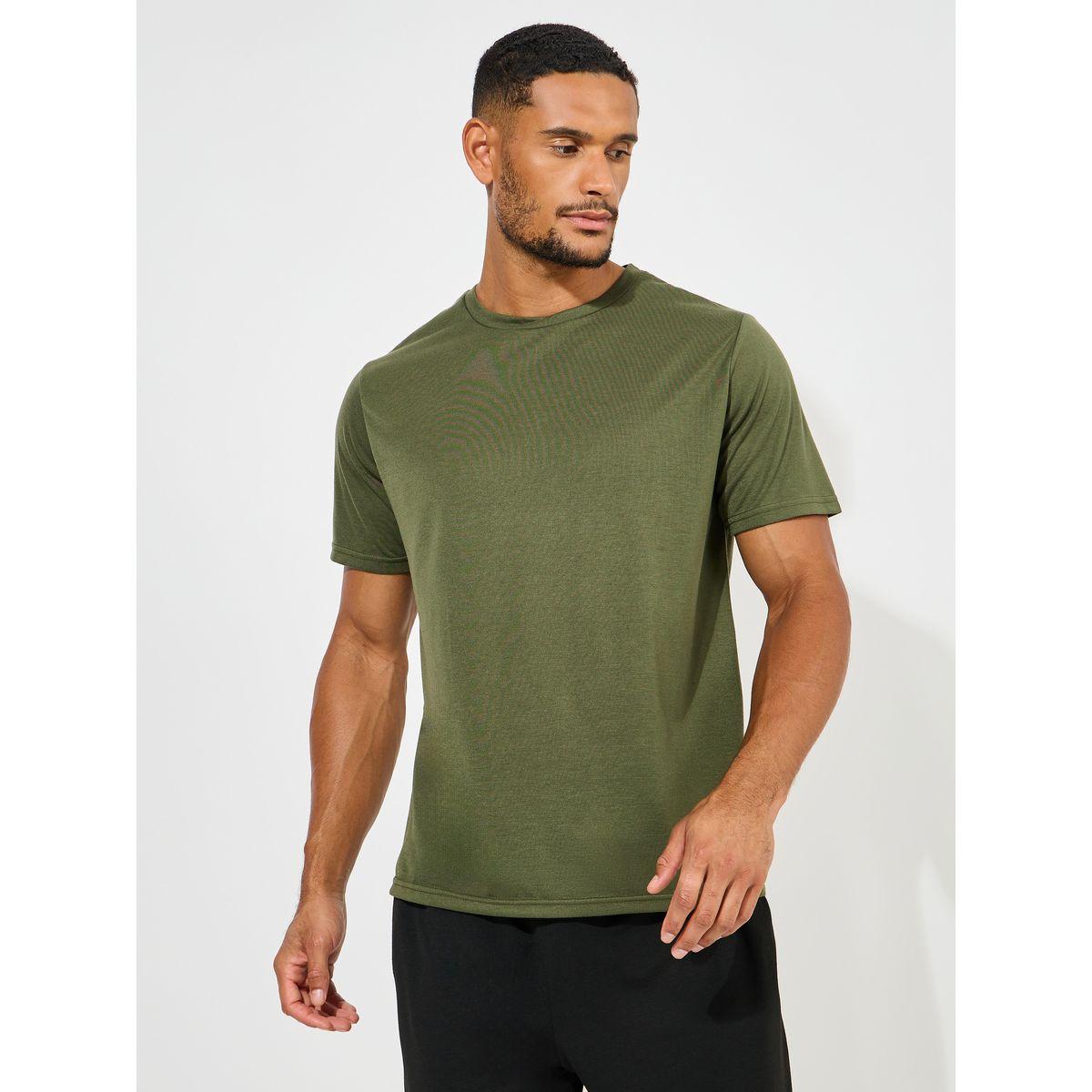 Styli Unwind Back Slogan Print T-Shirt & Solid Shorts Set-men-clothing-nightwear-sets-image-3
