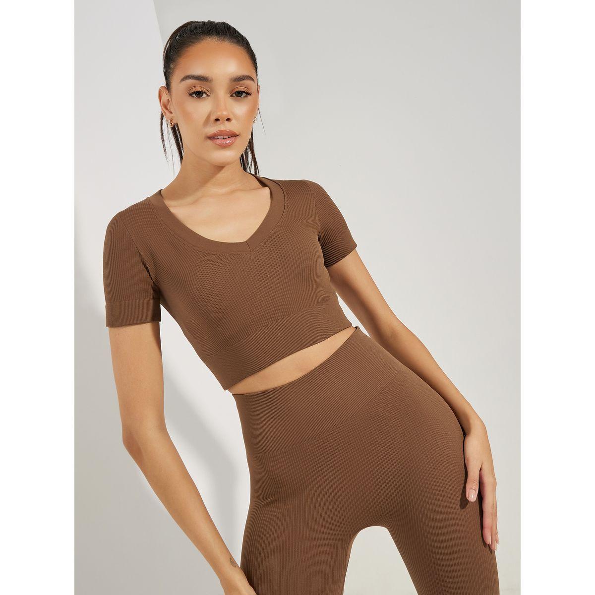 طقم رياضي من ليقنز وبلوزة قصيرة بنمط مضلع-sports-women-clothing-trackpantsandtracksuits-image-2