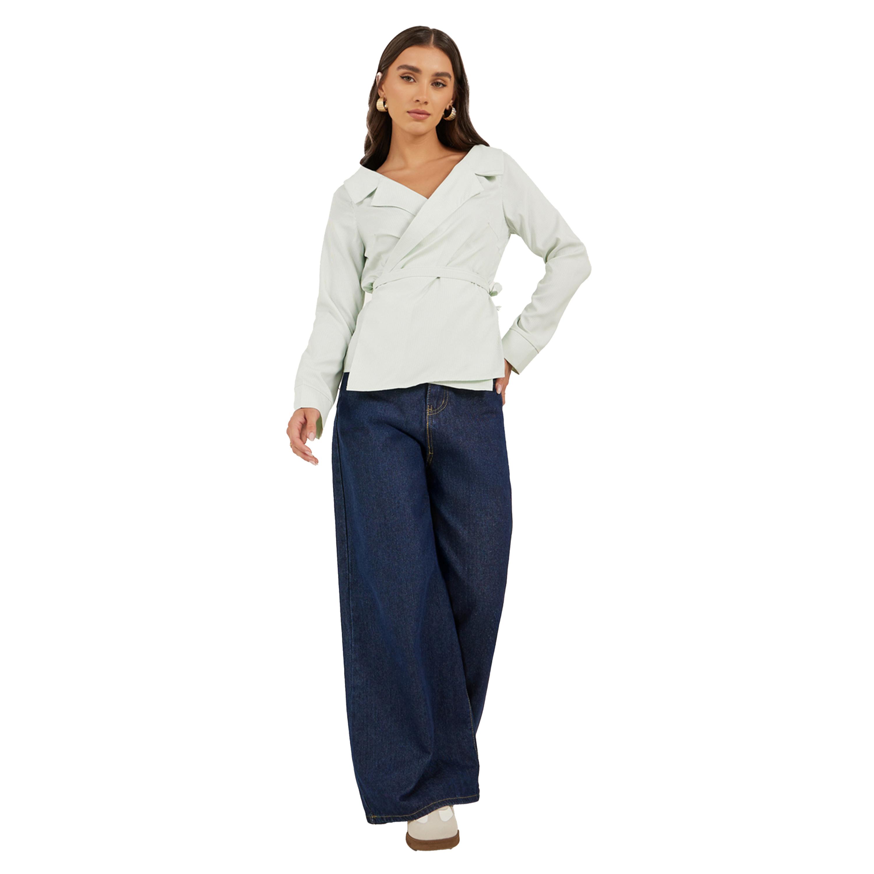 ستايلي -  بلوزة مخططة بفتحة صدر ملفوفة مع ربطة عنق-women-clothing-shirtsandblouses-blouses-image-2