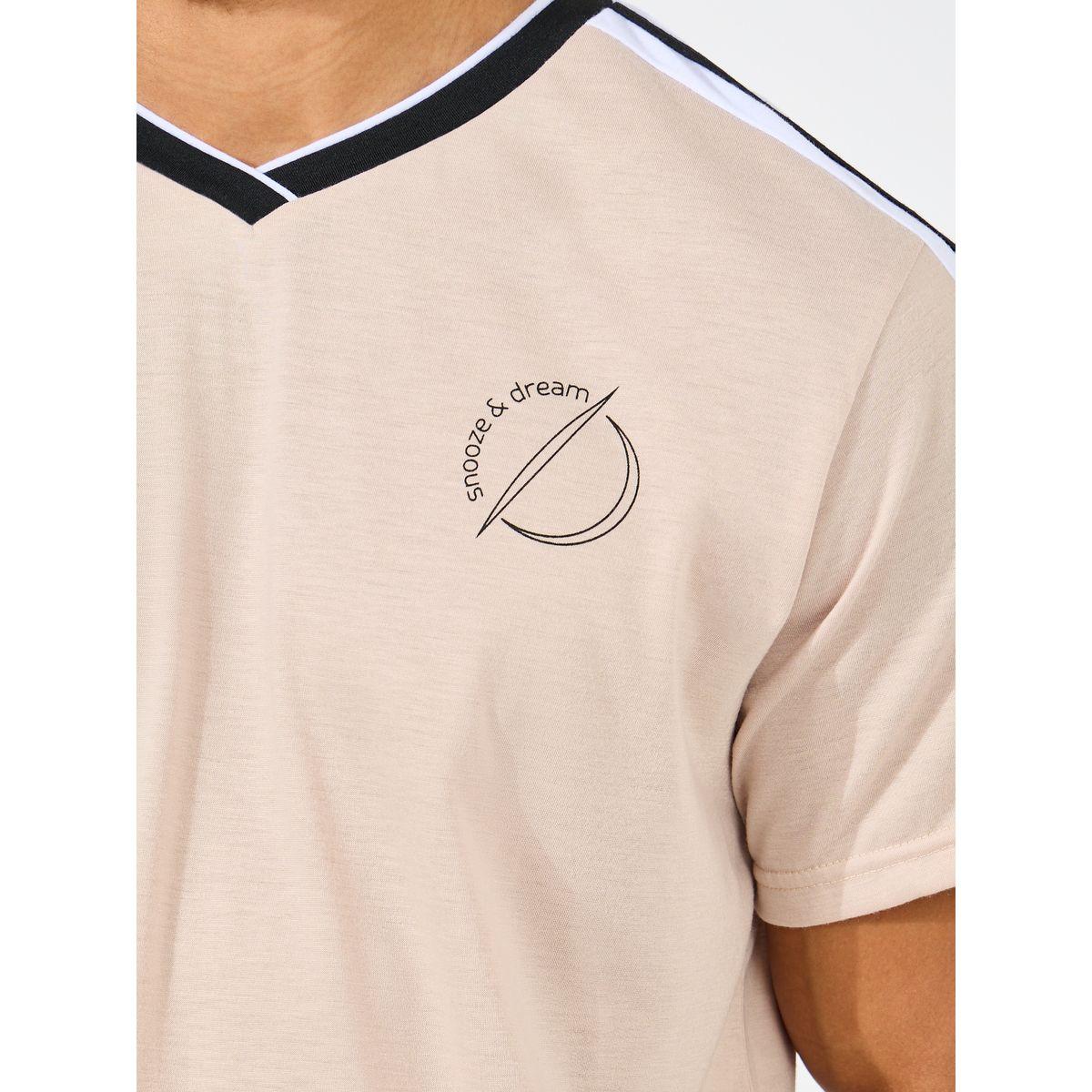 مجموعة من شورت مع تيشيرت بطبعة ناعمة-men-clothing-nightwear-sets-image-3