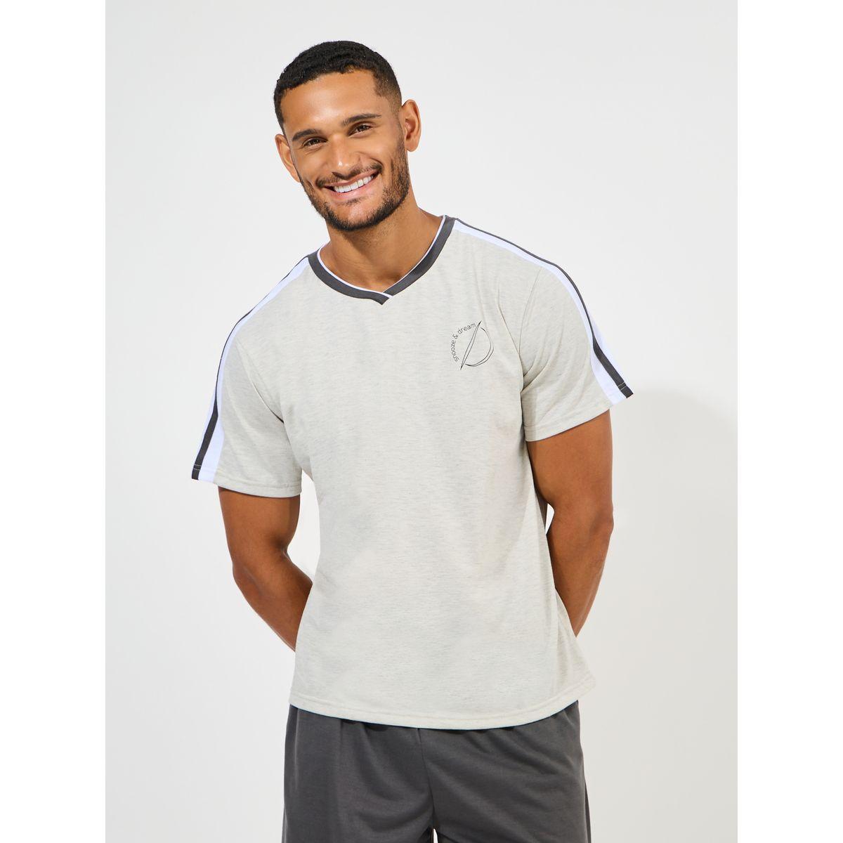 مجموعة من شورت مع تيشيرت بطبعة ناعمة-men-clothing-nightwear-sets-image-2