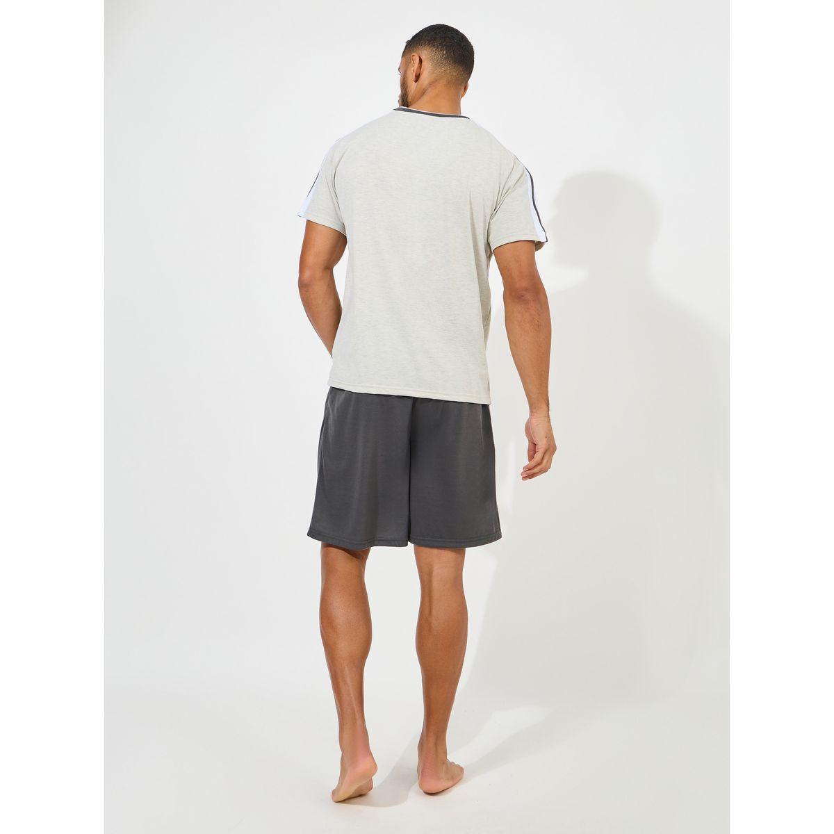 مجموعة من شورت مع تيشيرت بطبعة ناعمة-men-clothing-nightwear-sets-image-4