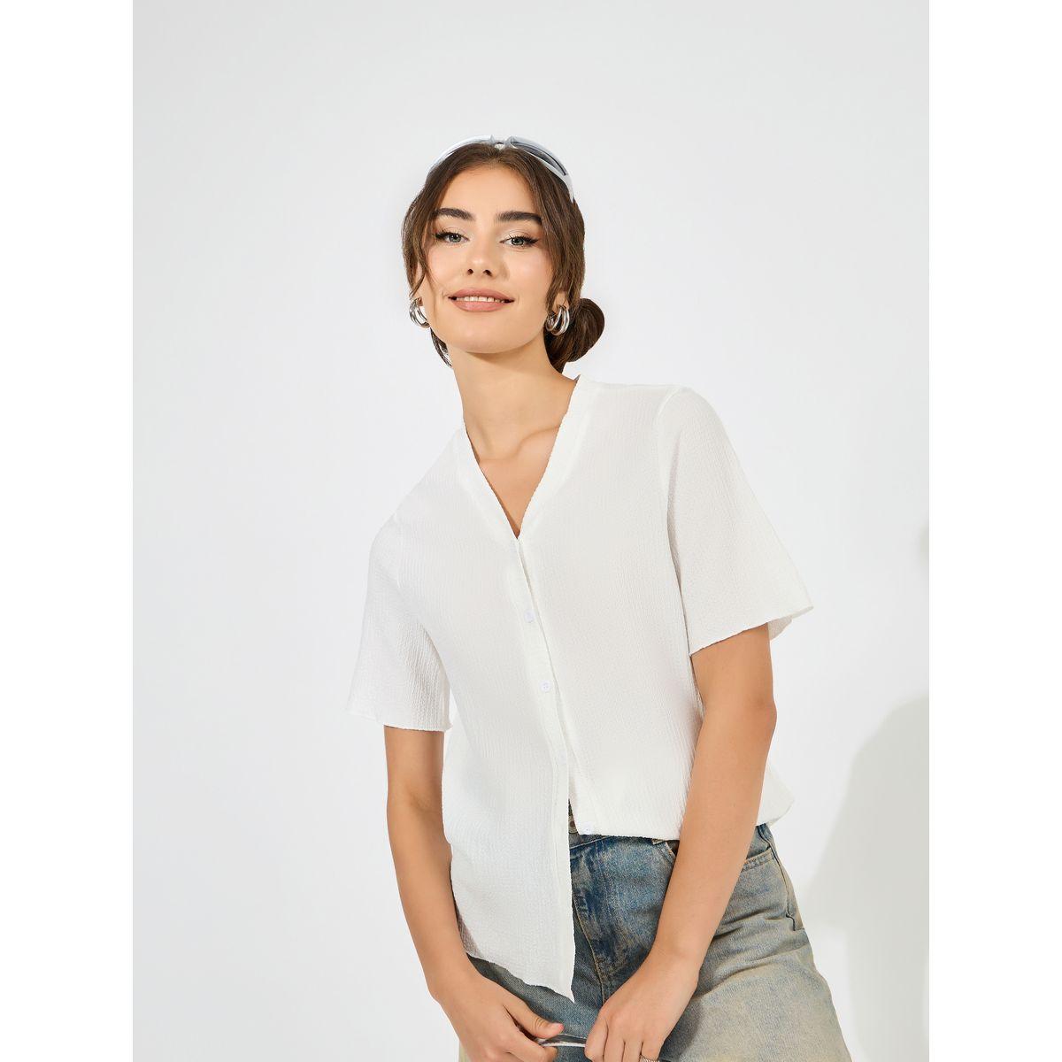 بلوزة بتفاصيل بارزة الملمس واكمام قصيرة-women-clothing-shirtsandblouses-blouses-image-1