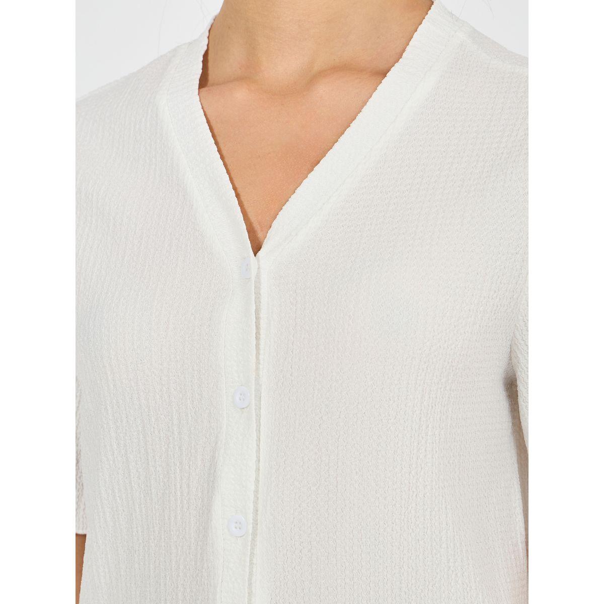 بلوزة بتفاصيل بارزة الملمس واكمام قصيرة-women-clothing-shirtsandblouses-blouses-image-5
