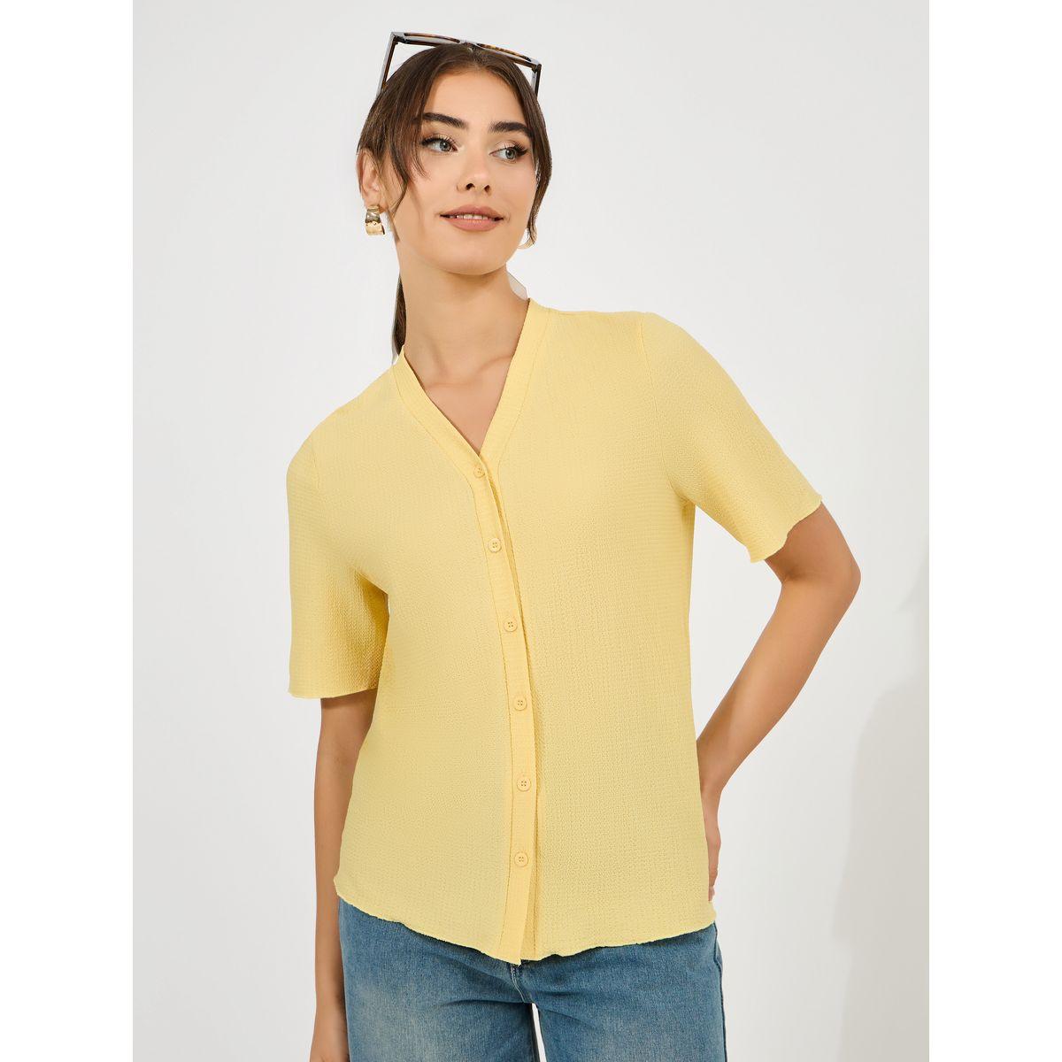 بلوزة بتفاصيل بارزة الملمس واكمام قصيرة-women-clothing-shirtsandblouses-blouses-image-1