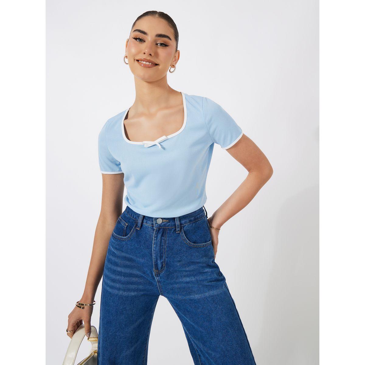 بلوزة مضلعة سادة بياقة واسعة-women-clothing-shirtsandblouses-blouses-image-1