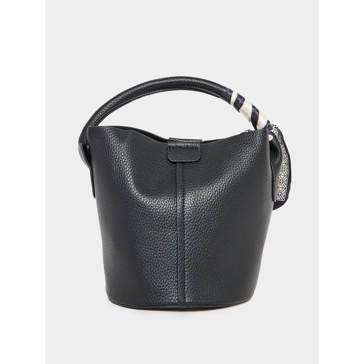 شنطة بنمط دلو مزينة بوشاح-women-bagsandwallets-handbags-image-5