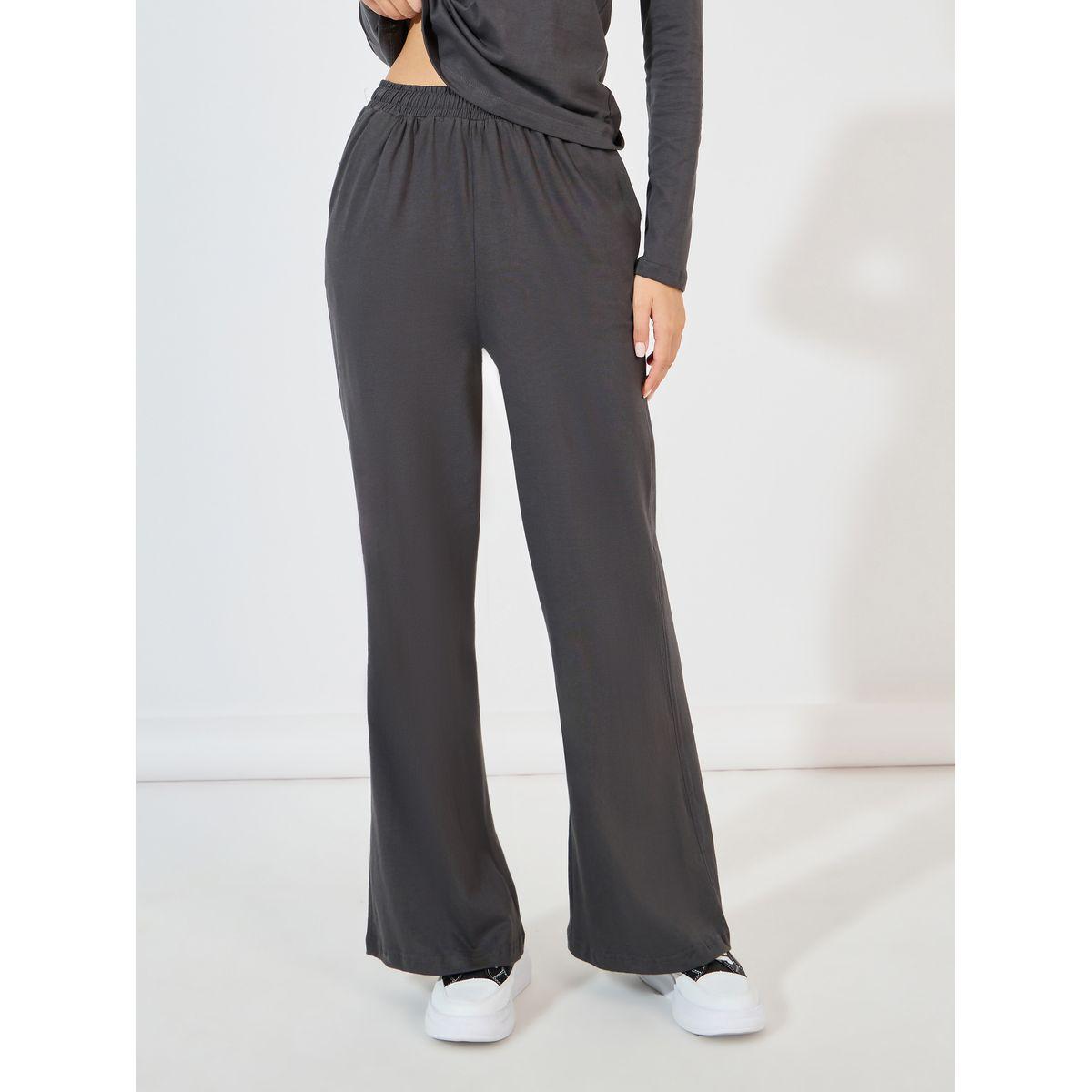 طقم منسق من جوغر بأرجل واسعة وبلوزة محبوكة-women-clothing-coordsets-image-5