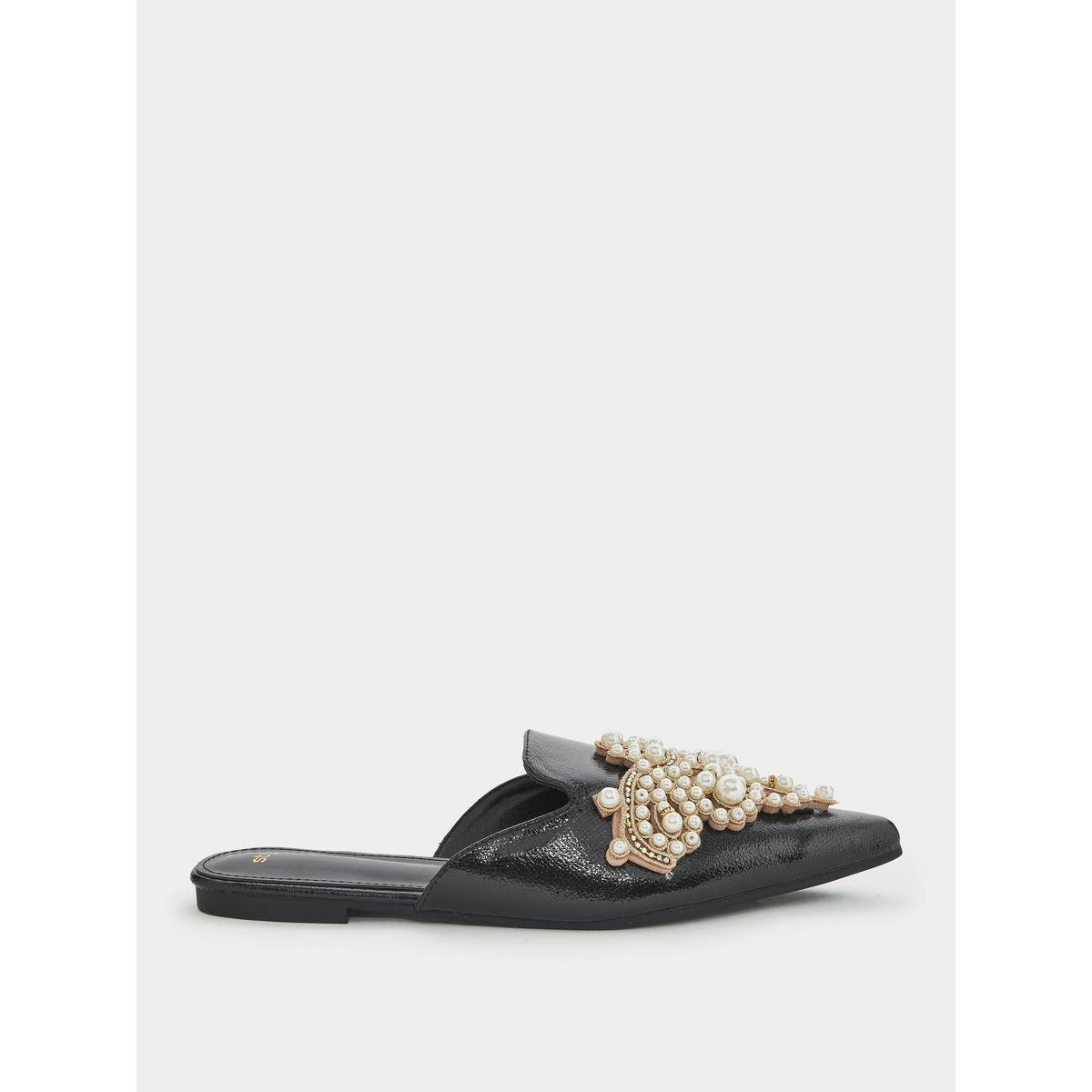 حذاء ميولز مرصع بلؤلؤ صناعي-women-shoes-loafersandmoccasins-image-3