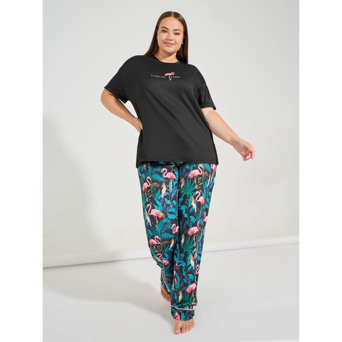 طقم من بنطال بيجاما مع تيشيرت بمقاس كبير وطبعة فلامنجو-women-clothing-nightwear-pyjamas-longsets-image-1