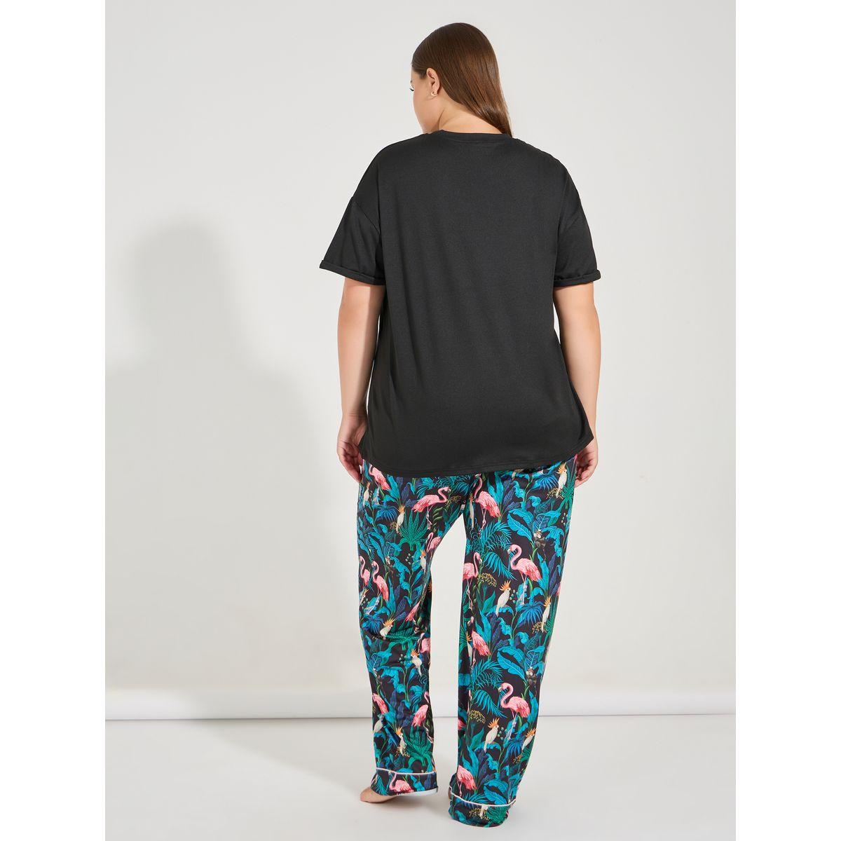 Styli Unwind Plus Size Flamingo Print T-Shirt with Piped Hem Pyjama Set-women-clothing-nightwear-pyjamas-longsets-image-6