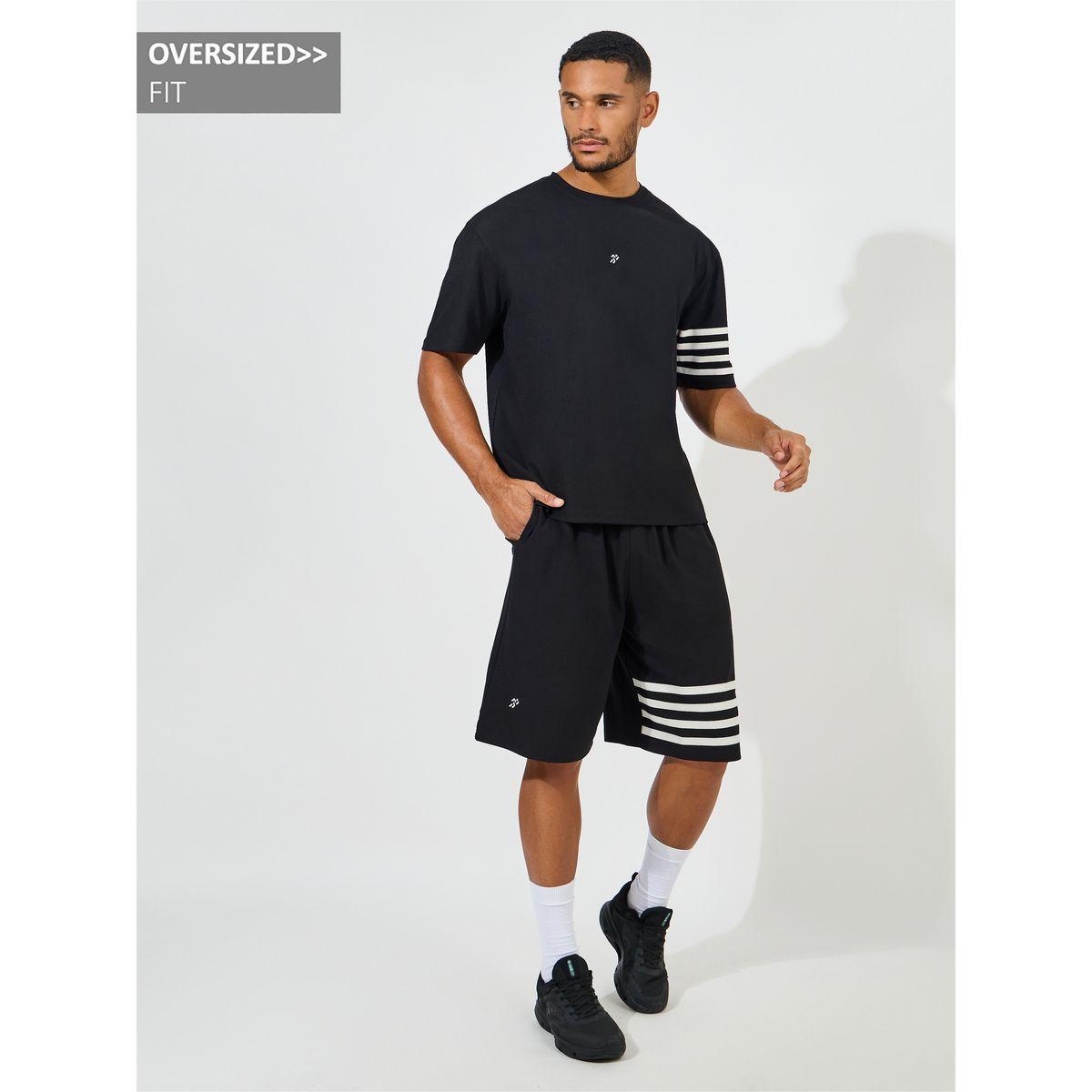 مجموعة من شورت مخطط مع تيشيرت فضفاض-men-clothing-coordsets-image-1