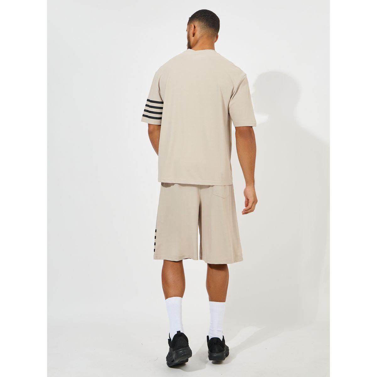 مجموعة من شورت مخطط مع تيشيرت فضفاض-men-clothing-coordsets-image-4