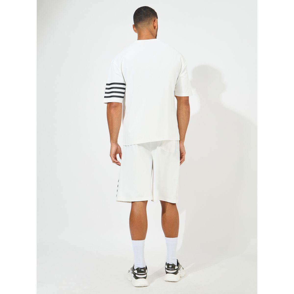 مجموعة من شورت مخطط مع تيشيرت فضفاض-men-clothing-coordsets-image-4