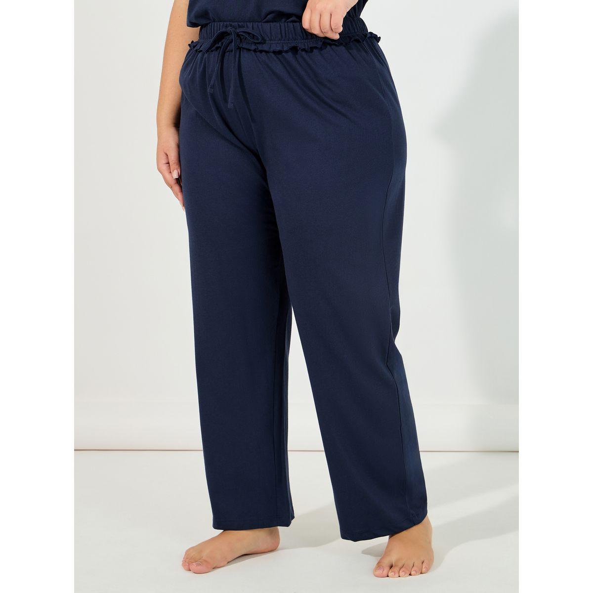 طقم من بنطال بيجاما بمقاس كبير مع تيشيرت مطبع بكتابة-women-clothing-nightwear-pyjamas-longsets-image-6