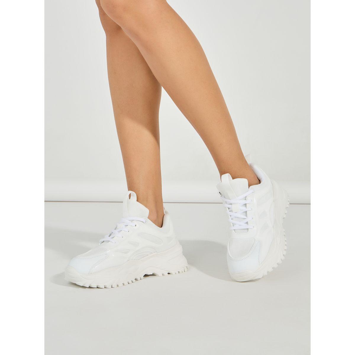حذاء سنيكرز شانكي بتفاصيل شبكية-women-shoes-sneakers-image-1