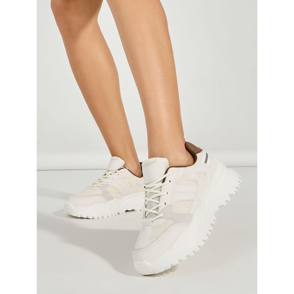 حذاء سنيكرز شانكي برباط غلق-women-shoes-sneakers-image-1