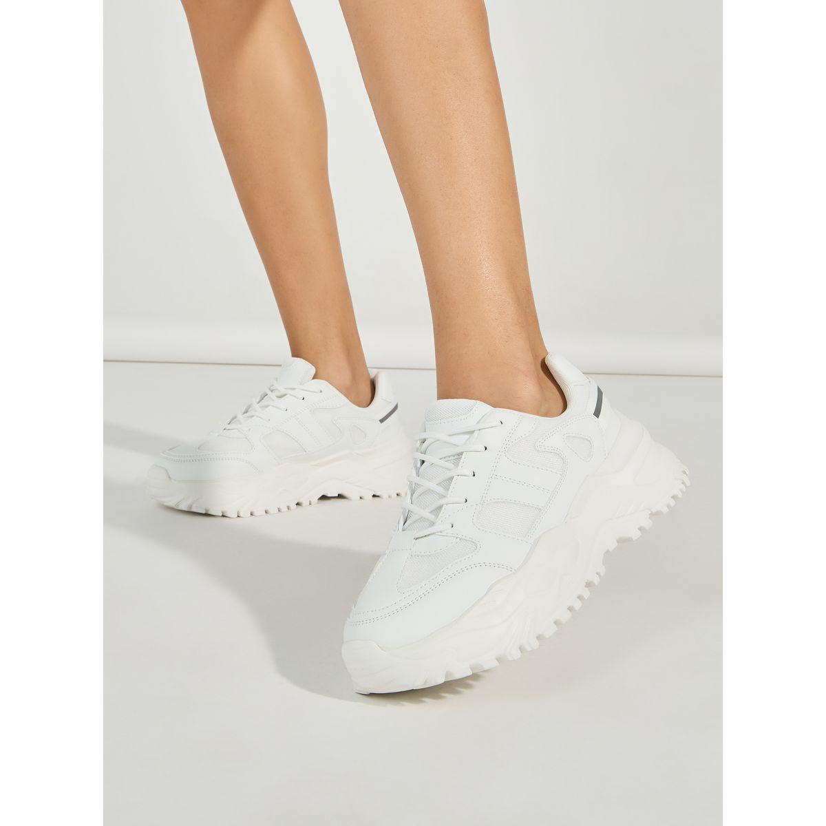 حذاء سنيكرز شانكي برباط غلق-women-shoes-sneakers-image-1