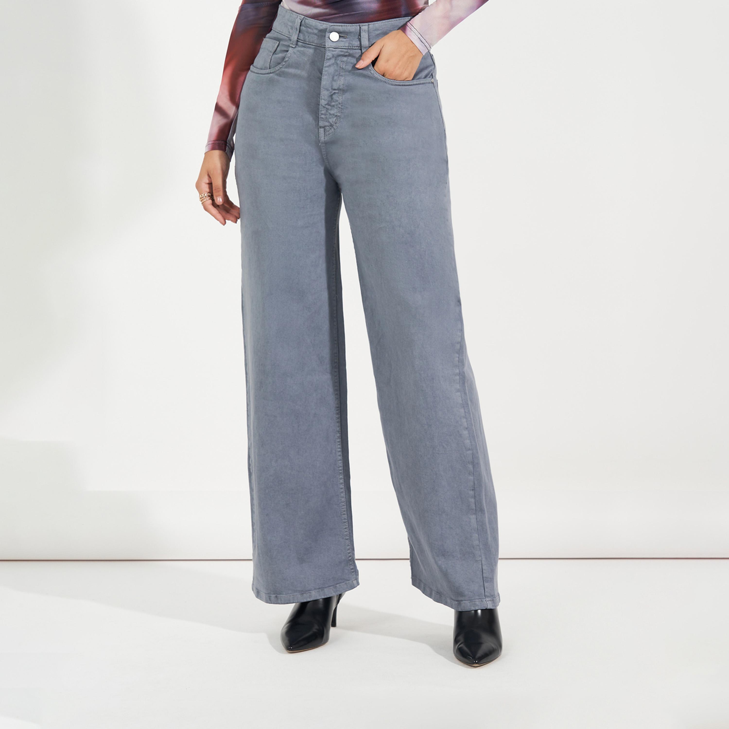 Styli High Rise Flared Jeans With Pockets-women-clothing-bottoms-jeans-image-2